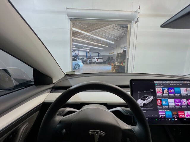 2023 Tesla Model 3 Performance