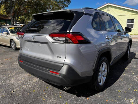 2019 Toyota RAV4 XLE