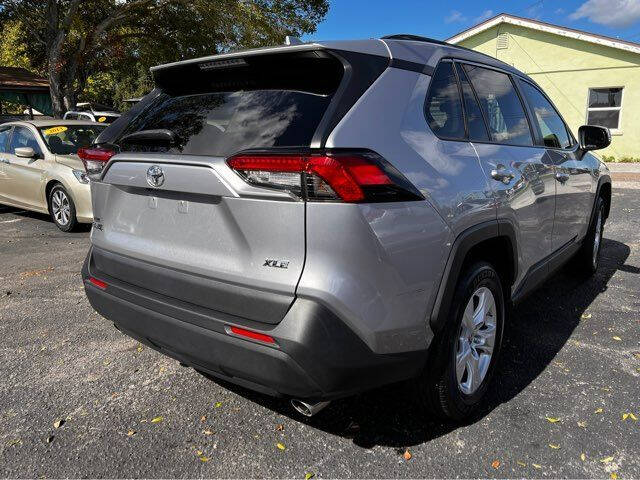 2019 Toyota RAV4 XLE