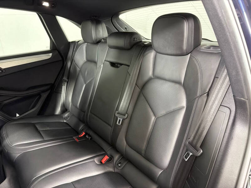 2018 Porsche Macan S