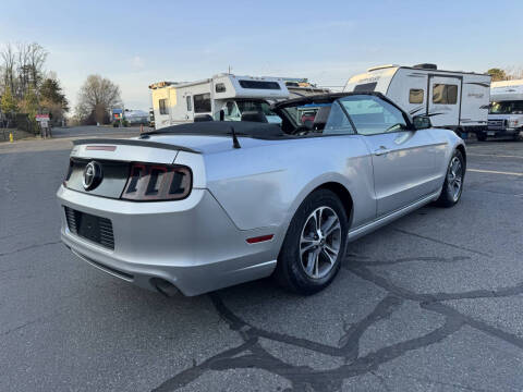 2014 Ford Mustang V6 Premium