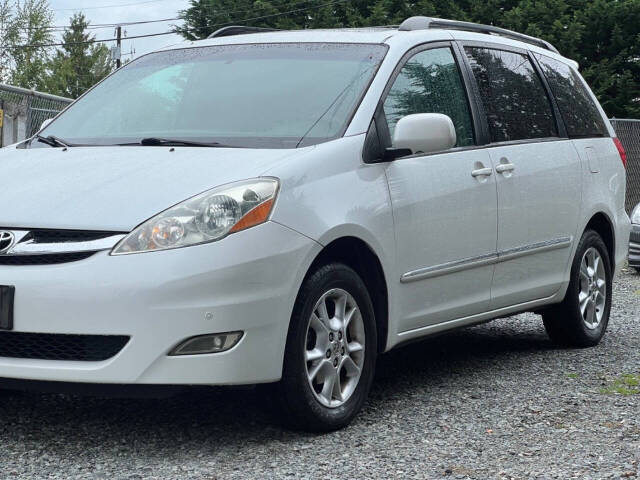 2006 Toyota Sienna for sale at MRT Auto Sales LLC in Everett, WA