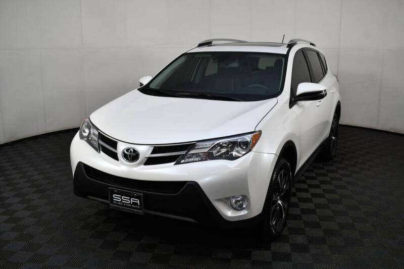 2015 Toyota RAV4 Limited's photo