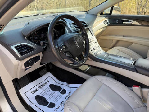 2017 Lincoln MKZ Select