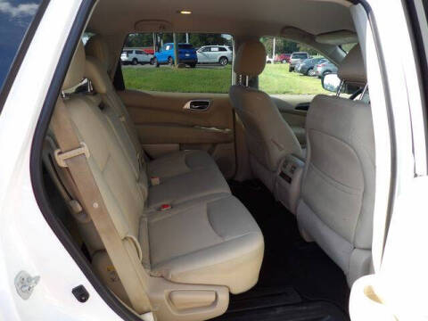 2017 Nissan Pathfinder S