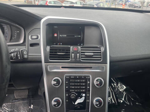 2016 Volvo XC60 T5 Premier