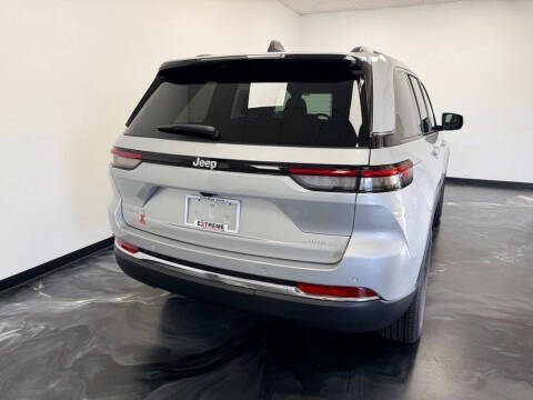2026 Jeep Grand Cherokee Laredo X