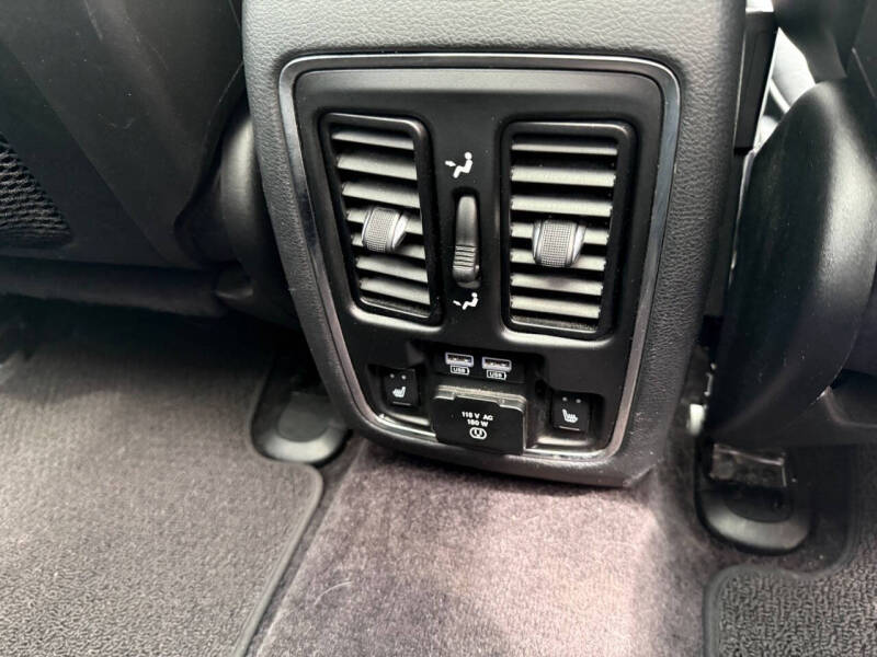 2017 Jeep Grand Cherokee Summit