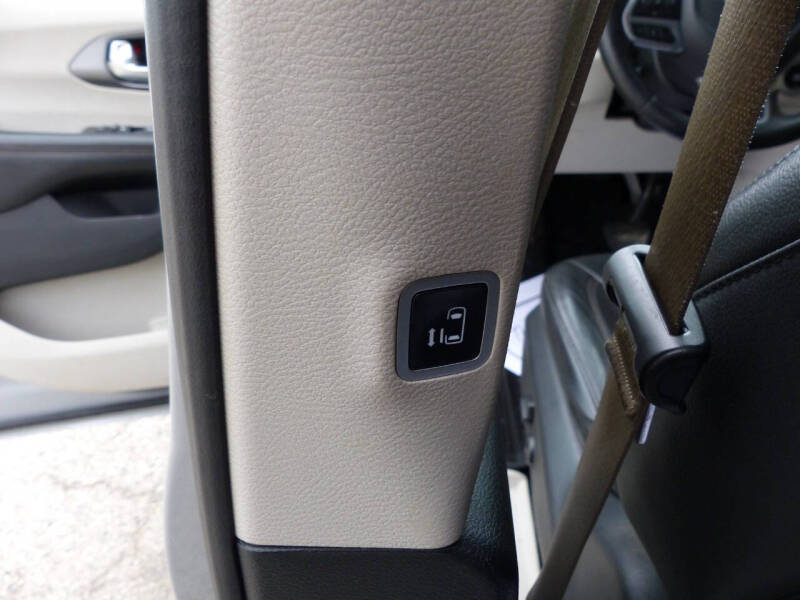 2020 Chrysler Pacifica Touring L