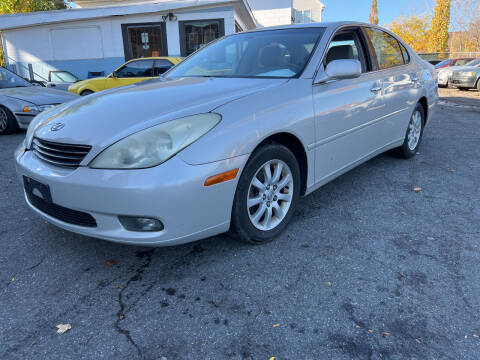 2004 Lexus ES 330 for sale at Car and Truck Max Inc. in Holyoke MA