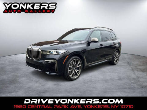 2020 BMW X7 for sale at SILVERLINE AUTO GROUP in Queens NY