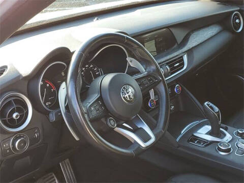 2022 Alfa Romeo Stelvio Sprint