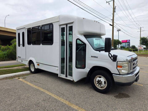 2016 Ford E-Series