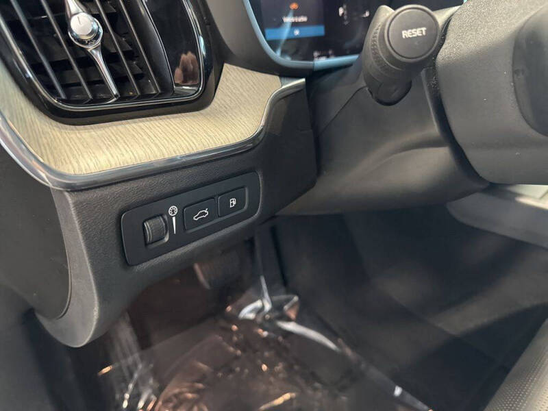 2022 Volvo XC60 Recharge T8 Inscription