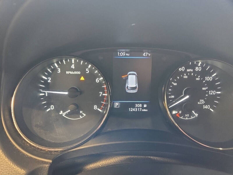 2019 Nissan Rogue SV