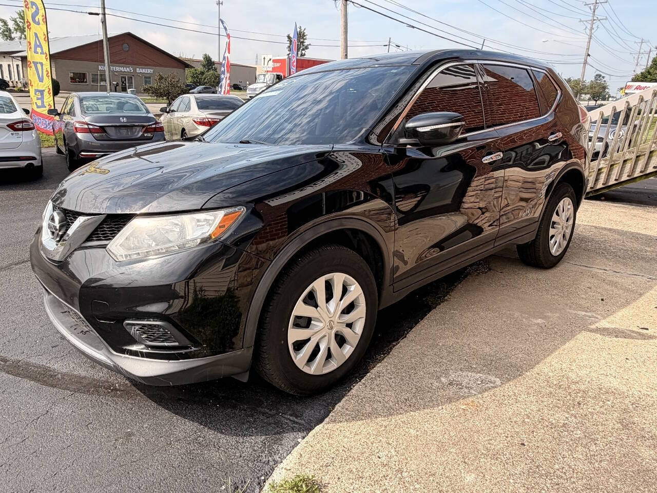 View vehicle photo 4