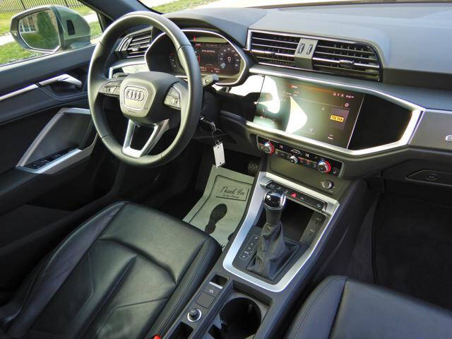 2025 Audi Q3 quattro S line Premium 45 TFSI