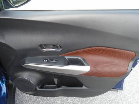 2019 Nissan Kicks SR