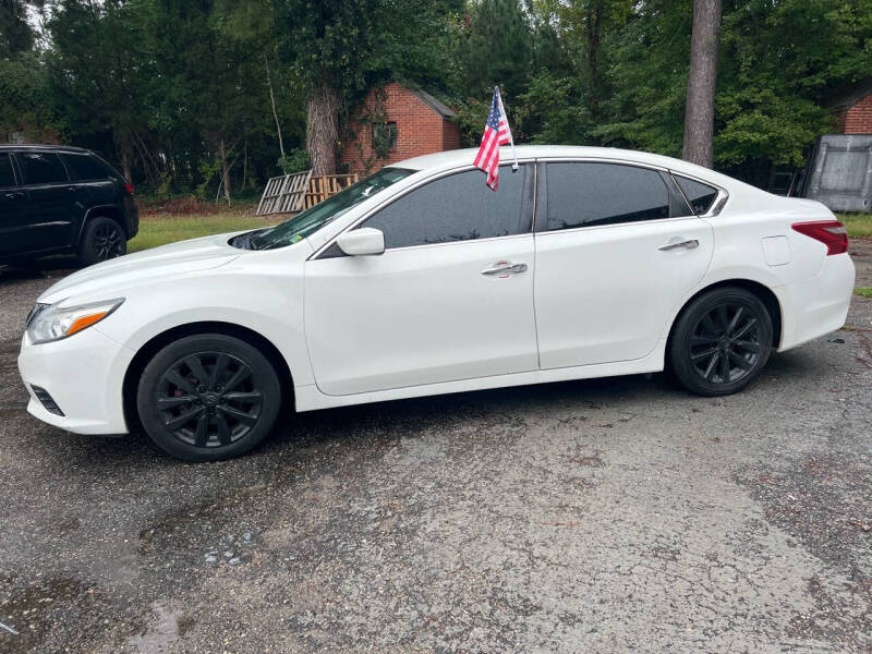 Used 2018 Nissan Altima SV with VIN 1N4AL3AP1JC202876 for sale in Chesterfield, VA