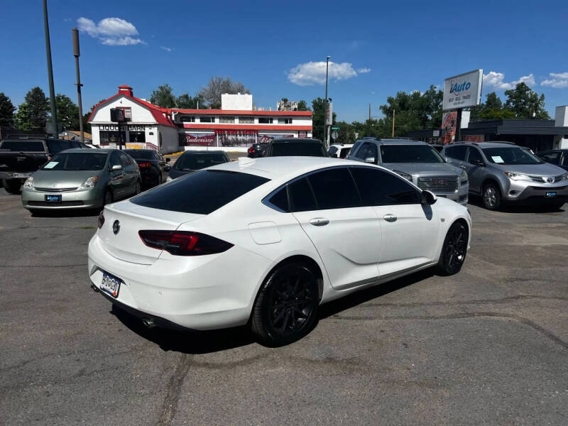 2018 Buick Regal Sportback Essence