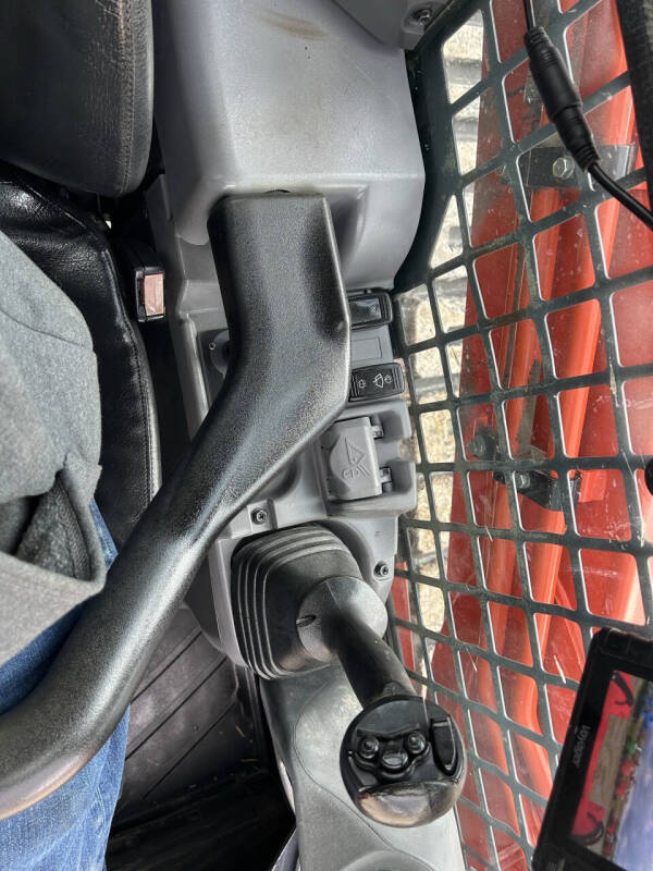 2022 Kubota 97-2 Skid Steer