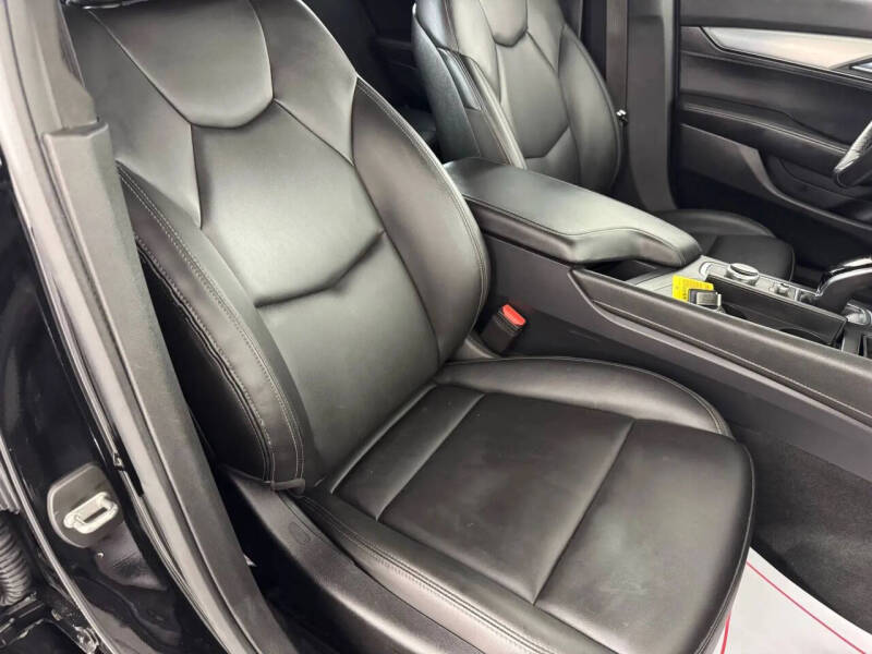 2022 Cadillac CT5 Luxury