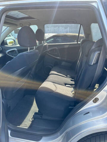 2007 Toyota RAV4 Sport