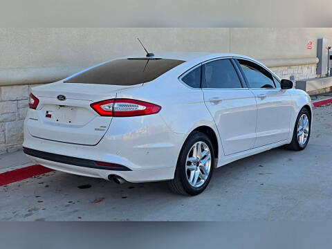 2013 Ford Fusion SE