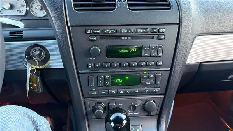 2004 Ford Thunderbird Deluxe