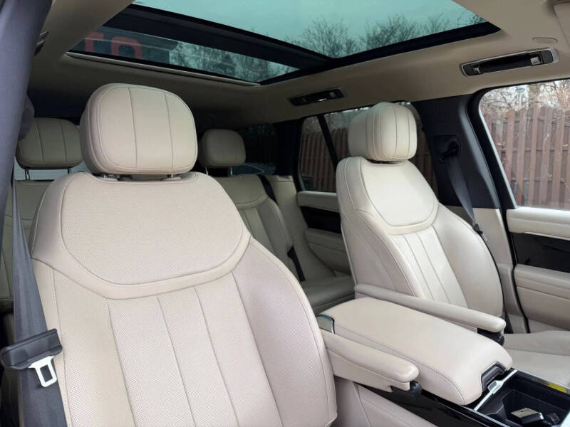 2023 Land Rover Range Rover P400 SE