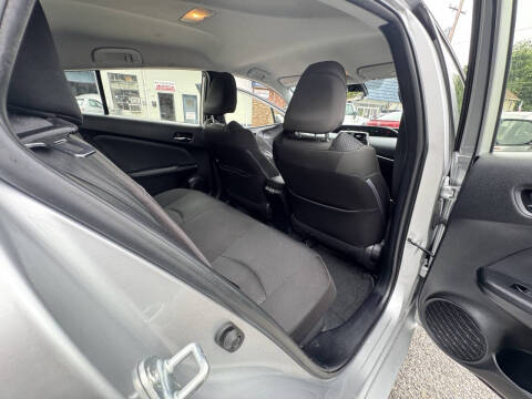 2019 Toyota Prius LE AWD-e