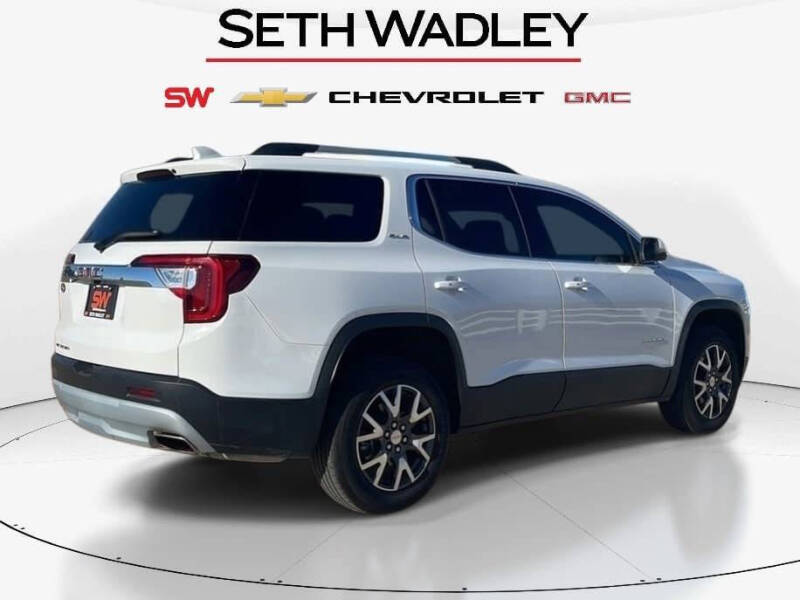2023 GMC Acadia SLE