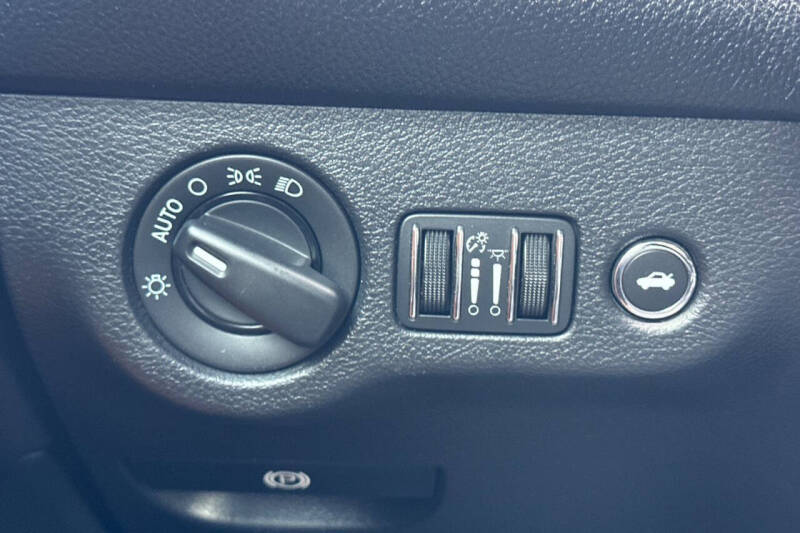 2015 Dodge Challenger SRT Hellcat