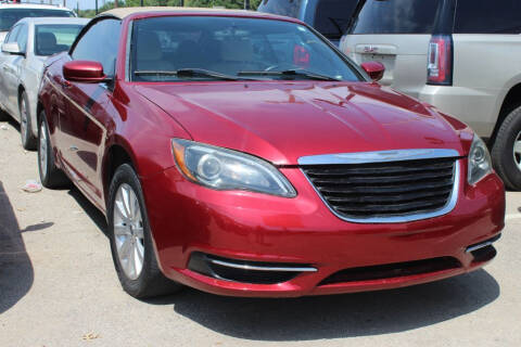 2013 Chrysler 200 for sale at IMD Motors Inc in Garland TX