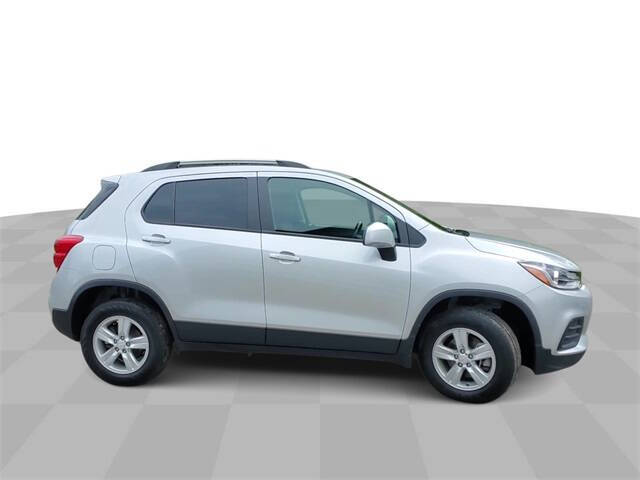 2022 Chevrolet Trax for sale at Bowman Auto Center in Clarkston, MI