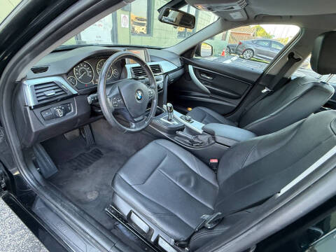 2016 BMW 3 Series 320i