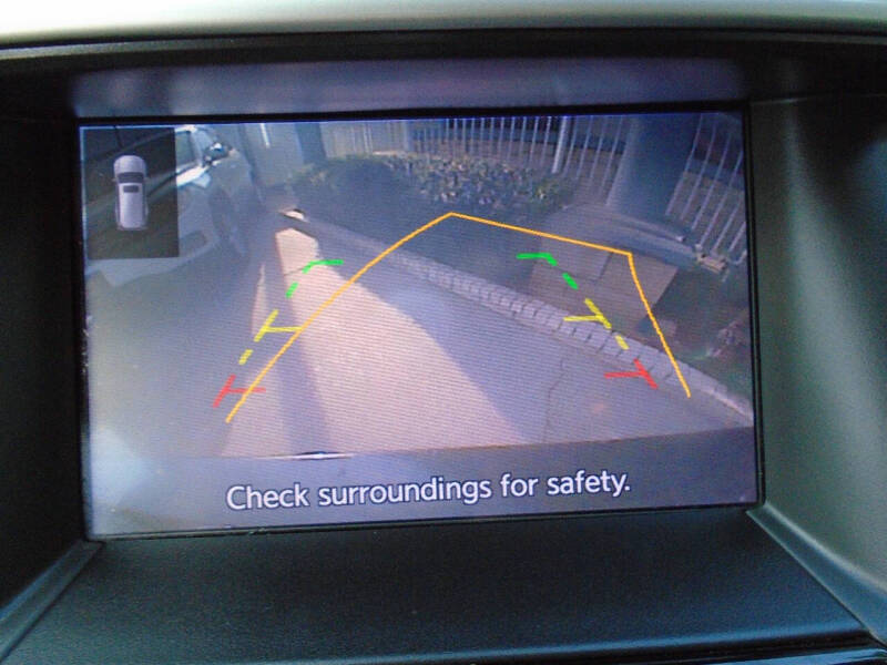 2018 Nissan Pathfinder SV