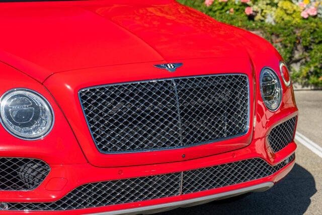 2017 Bentley Bentayga 47