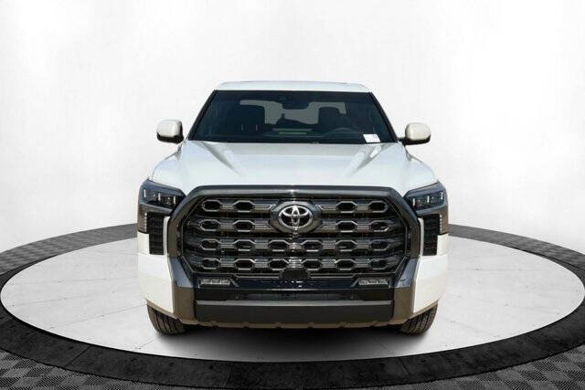 2025 Toyota Tundra Platinum HV