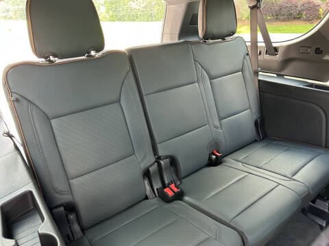 2025 GMC Yukon XL AT4