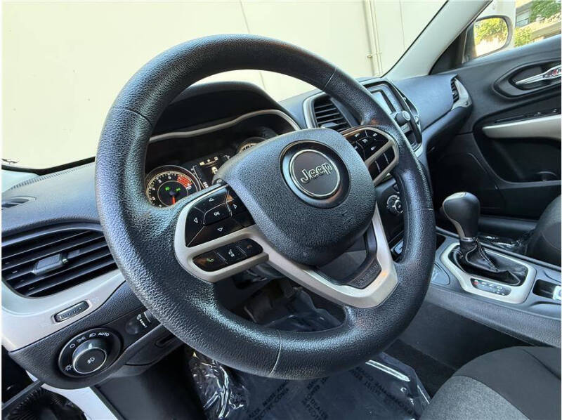 2018 Jeep Cherokee Latitude