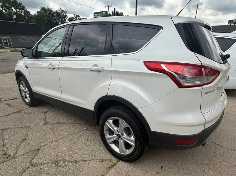 2016 Ford Escape SE