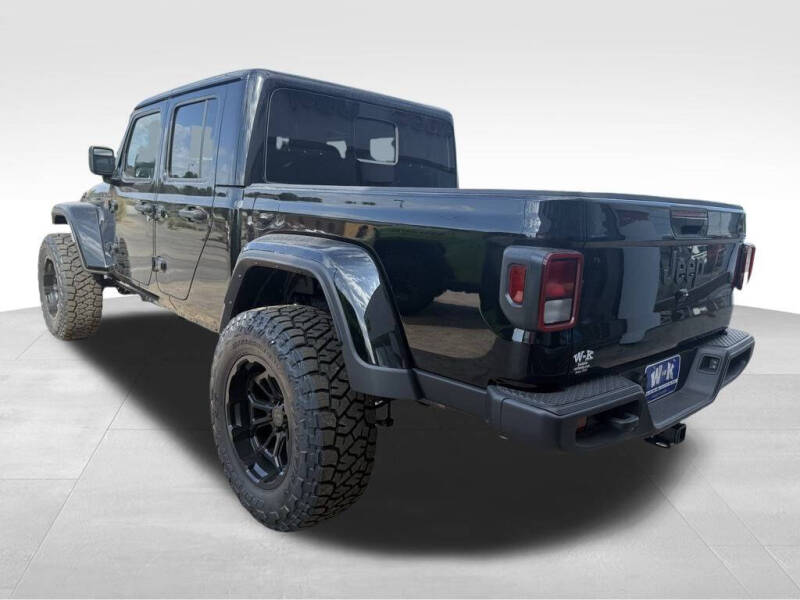 2025 Jeep Gladiator Sport