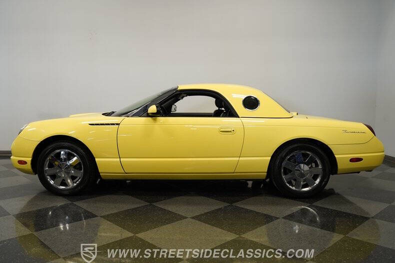 2002 Ford Thunderbird Deluxe