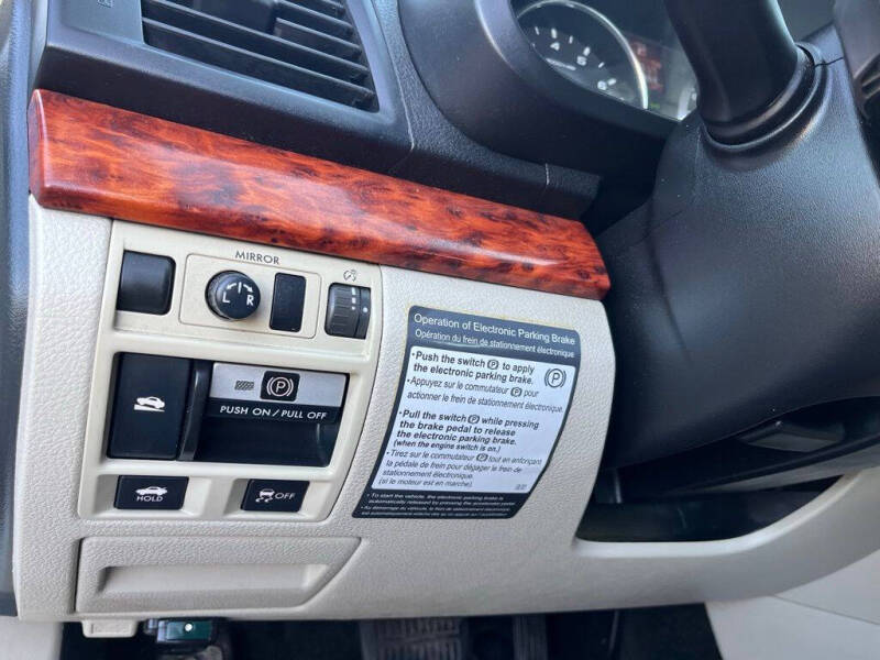 2012 Subaru Legacy 3.6R Limited