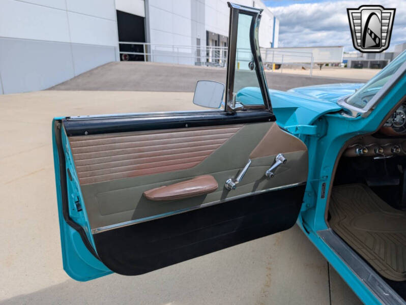 1957 Chrysler Windsor