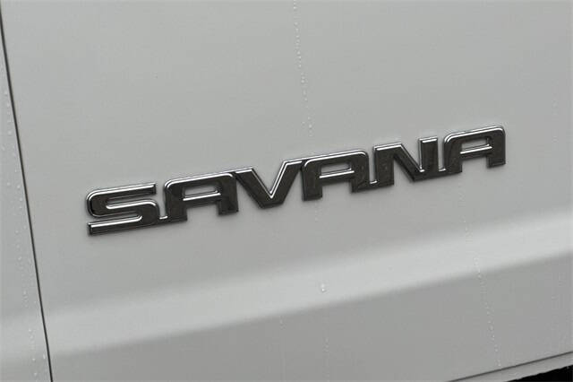 2023 GMC Savana 2500