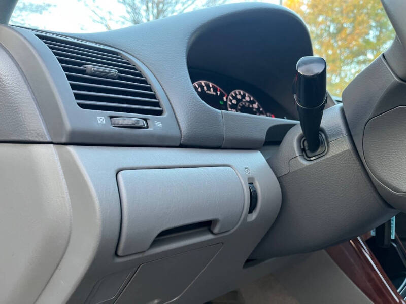 2005 Toyota Camry XLE V6