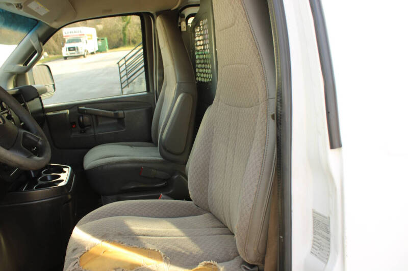 2017 GMC Savana 2500