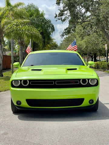 2015 Dodge Challenger R/T Plus